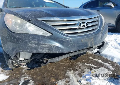 2014 Hyundai Sonata Limited z USA, uszkodzony, nr VIN 5NPEC4AC4EH898903